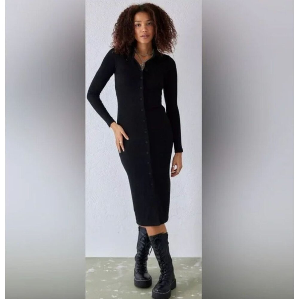 URBAN OUTFITTERS ribbed knit midi shirt dress in black size XL